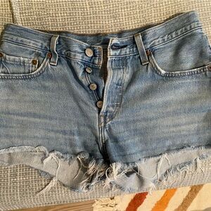 Levi’s jean 501 shorts